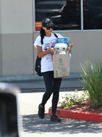naya-rivera-out-and-about-in-los-feliz-07-16-2019-0
